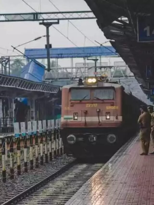 10 Railway Stations Named After Freedom Fighters - Ruposhi Bangla